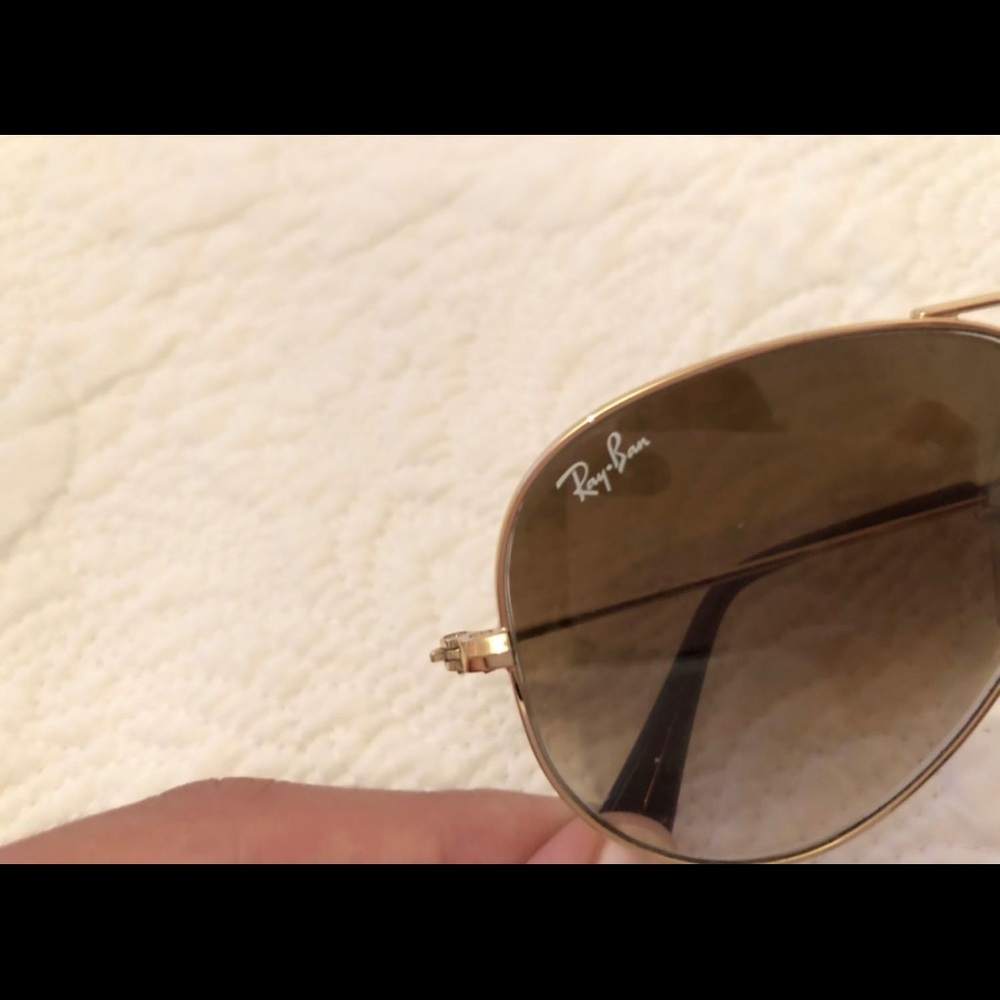 Ray Ban Aviators - Picture 3 of 3